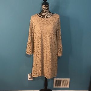 FLORAL LACE DRESS